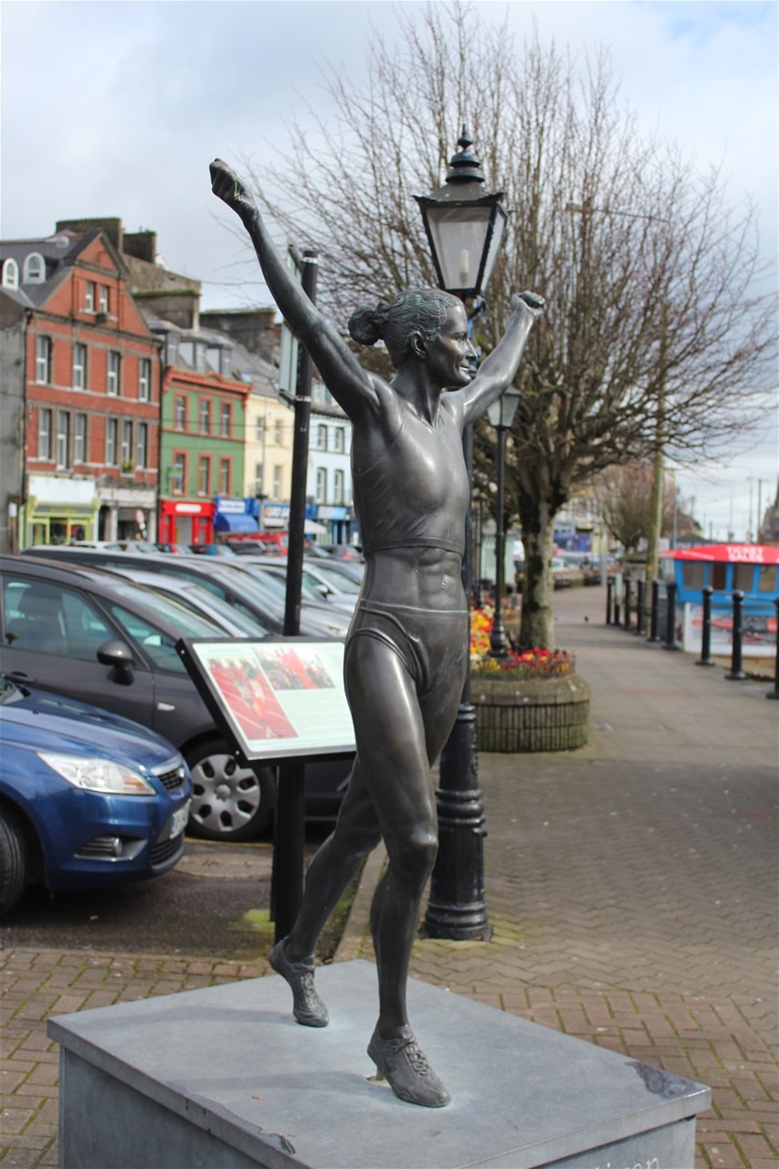 Bronze sculpture of Sonia O’Sullivan on display in Cobh, County Cork by Irish sculptor James McLoughlin