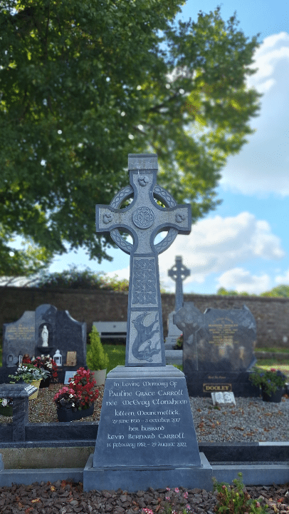Celtic cross headstone created by Irish sculptor James McLoughlin